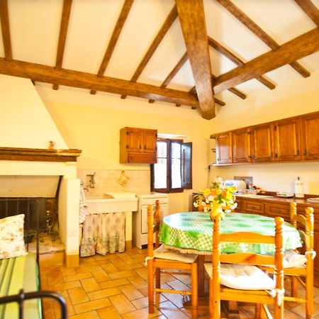 Gasthaus Casa Castellina Foligno Zimmer foto
