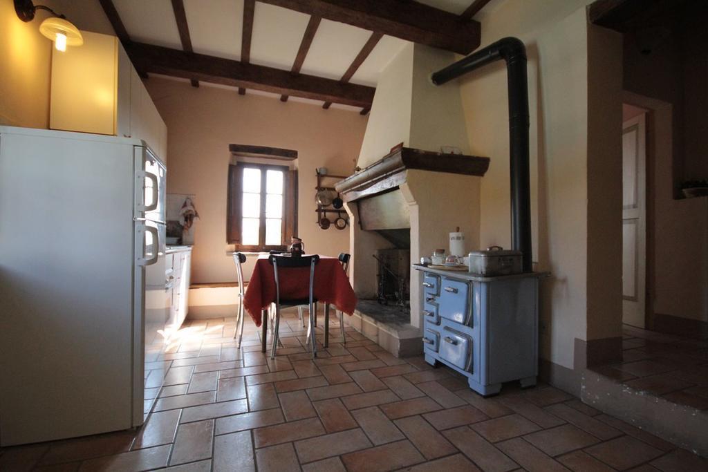 Gasthaus Casa Castellina Foligno Zimmer foto